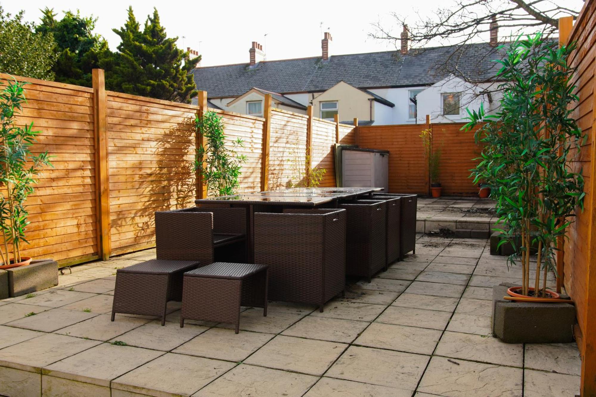 5 Bedroom House Near Cardiff City. Bagian luar foto