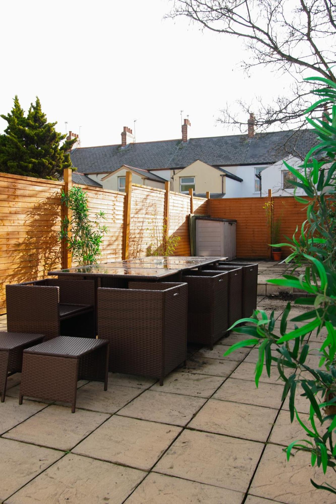 5 Bedroom House Near Cardiff City. Bagian luar foto
